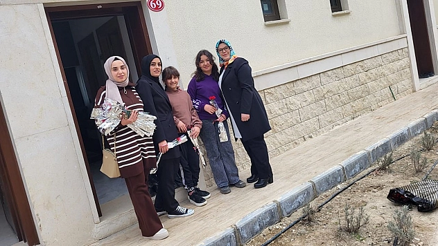 Eka Akademiden Depremzede Kadınlara Ziyaret 