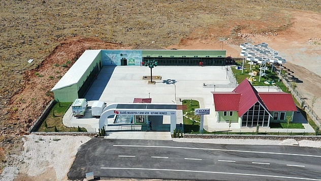 Elazığ Belediyesi 1. Sınıf Atık Getirme Merkezi Hizmete Sunuldu