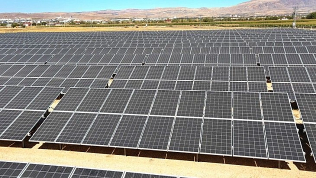 Elazığ Belediyesi Güneş Enerji Santrali Elektrik Üretmeye Başladı