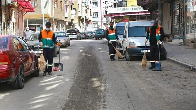 Elazığ Belediyesi'nden Hafta Sonu Mesaisi
