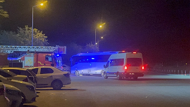 Elazığ cezaevinde yangın paniği: 17 mahkum dumandan etkilendi