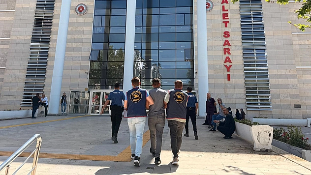 Elazığ'da 10 evden hırsızlık yapan 2 şüpheli yakalandı