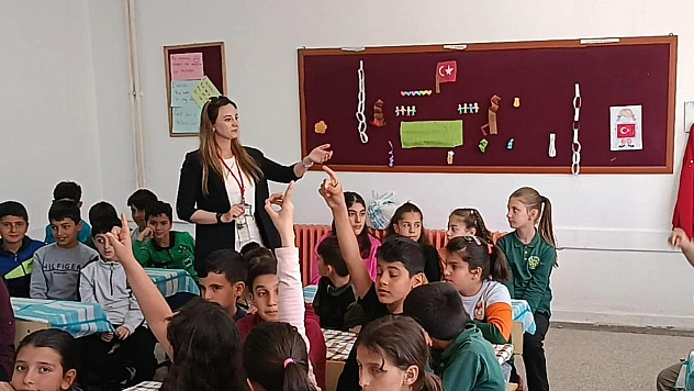 Elazığ'da 135 öğrenciye gıda güvenirliği eğitimi verildi