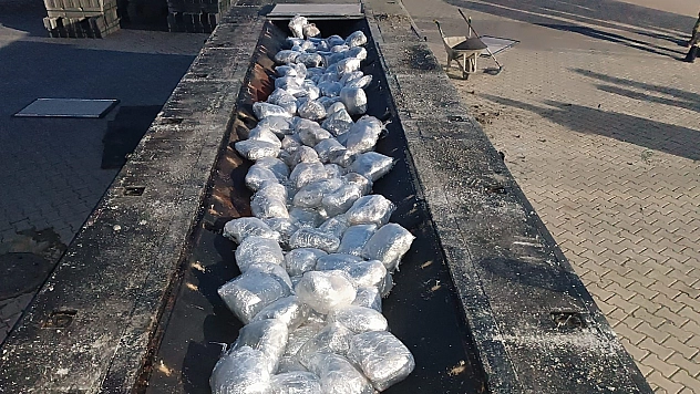 Elazığ'da 138 kilo skunk ele geçirildi