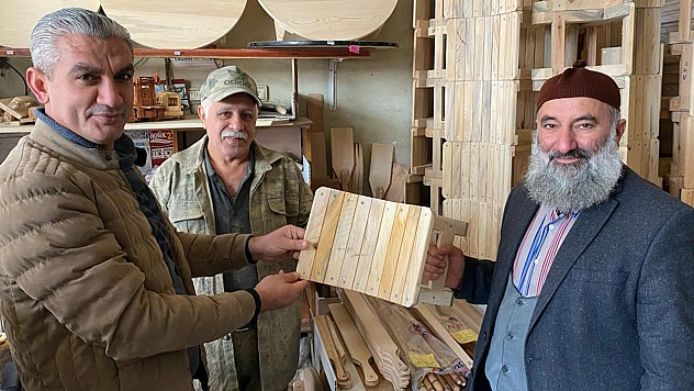 Elazığ'da 50 Yıldır Tahtayı Sanata Dönüştürüyorlar