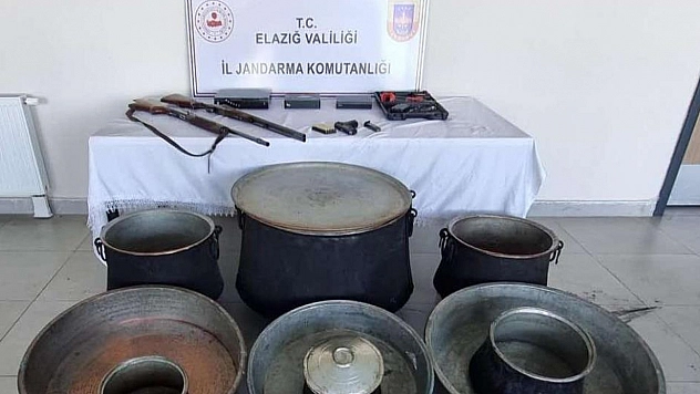 Elazığ'da 7 eve giren hırsız, çaldığı eşyalarla birlikte yakalandı