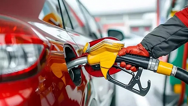 Elazığ'da akaryakıt fiyatlarına hem zam hem indirim bekleniyor