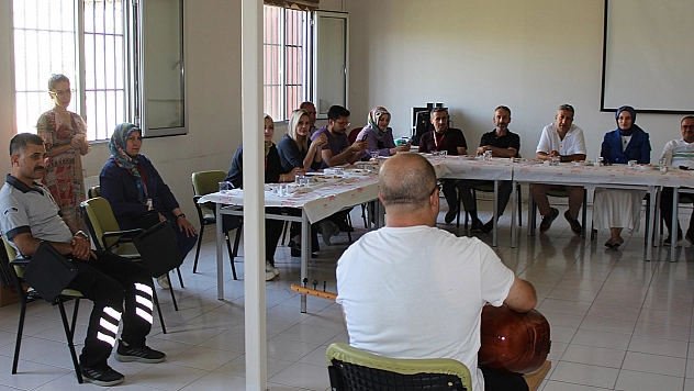 Elazığ'da Arındırma Merkezi danışanlarından duygu dolu etkinlik