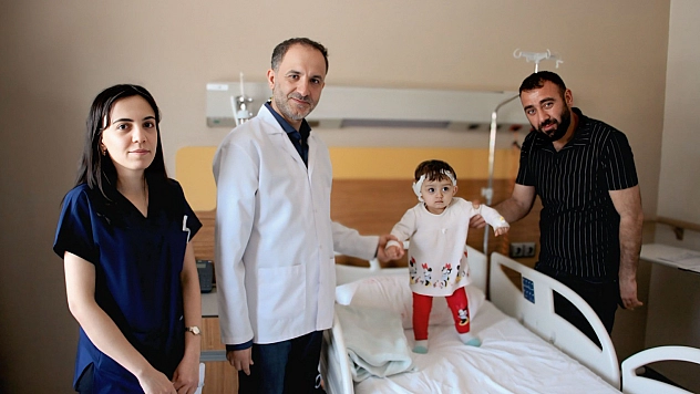 Elazığ'da bebekler, 'Biyonik Kulak' operasyonuyla duymaya başladı