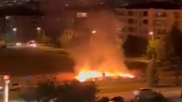 Elazığ'da boş arazide yangın!