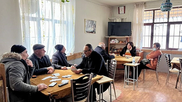 Elazığ'da çiftçileri bilgilendirme çalışmaları sürüyor