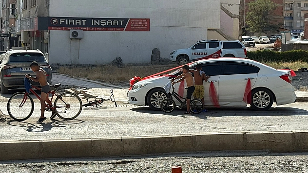 Elazığ'da çocukların tehlikeli oyunu