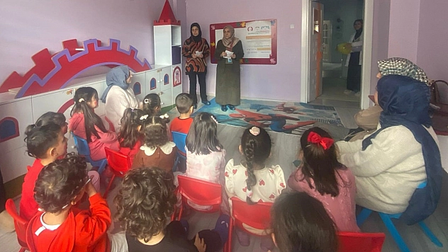 Elazığ'da Çocukluk Çağı Kanserleri İçin Farkındalık Etkinliği Düzenlendi