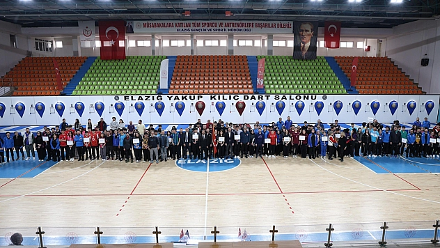 Elazığ'da dartta büyük heyecan sona erdi