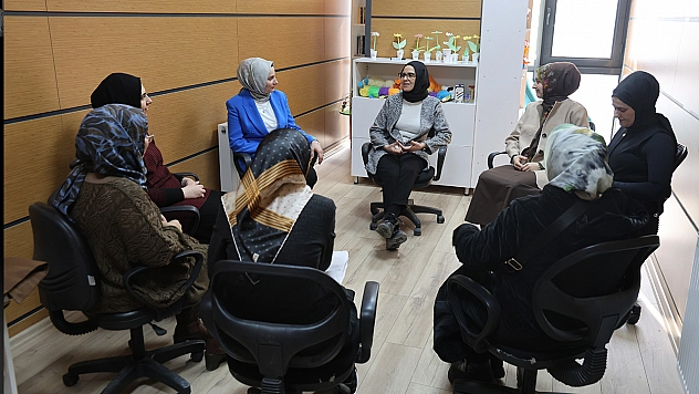 Elazığ'da destekleyici terapiler sürüyor