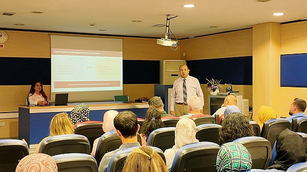 Elazığ'da ebeveynlere 'Sınav Kaygısı' eğitimi