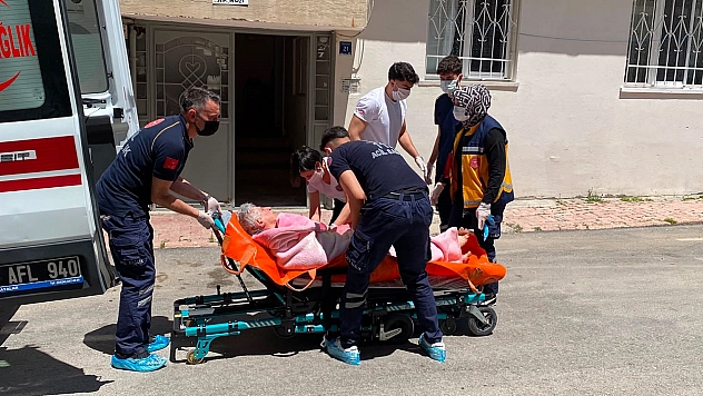 Elazığ'da evde korkutan olay: İki kız kardeş hastaneye kaldırıldı
