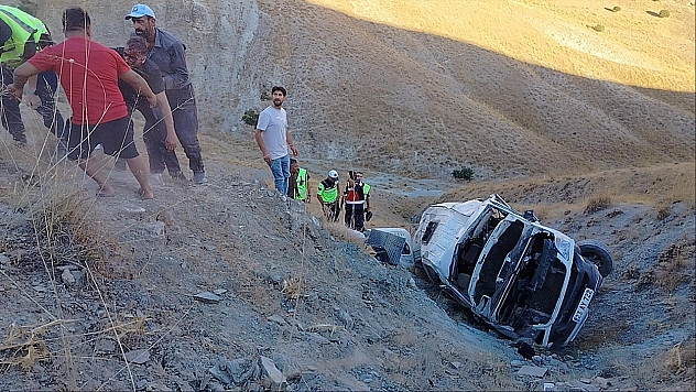 Elazığ'da feci kaza: 12 Yaralı