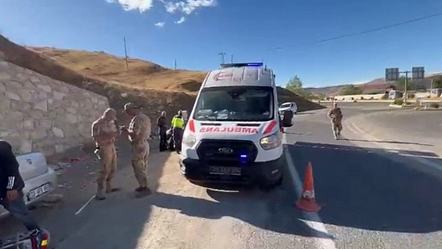 Elazığ'da feci kaza: çok sayıda yaralı var