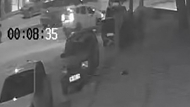 Elazığ'da geceyi kana bulayan saldırı anı kameralara yansıdı