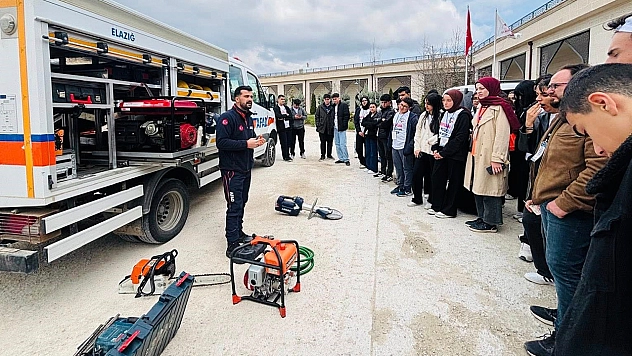 Elazığ'da gençlere yönelik afet farkındalık eğitimi