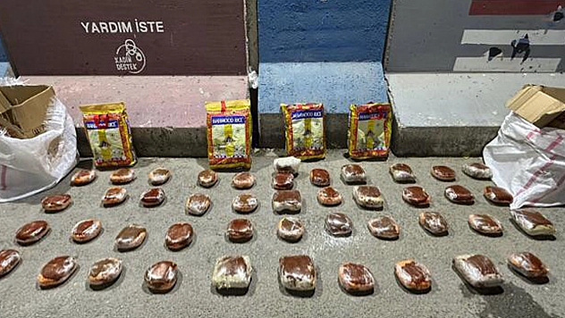 Elazığ'da Gerçekleştirilen Operasyonda  2 Uyuşturucu Taciri Yakalandı