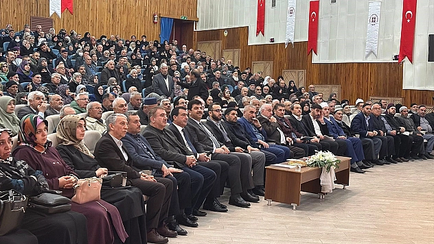Elazığ'da hacı adaylarına hac eğitimi semineri düzenlendi