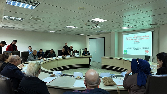 Elazığ'da hastane afet planı yönetici eğitimi
