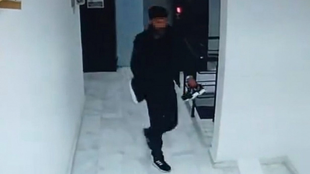 Elazığ'da hırsızlık anı kamerada