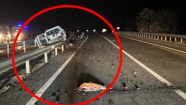 Elazığ'da İl Özel İdaresi ekibi kaza yaptı: 4 yaralı