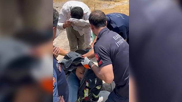Elazığ'da ilginç olay: kulağına demir profil saplanan vatandaş şans eseri hayatta kaldı