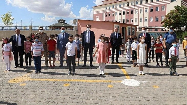 Elazığ'da İlköğretim Haftası etkinliği düzenlendi