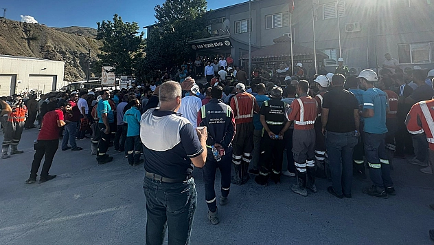 Elazığ'da İşçiler Eylem Başlattı!