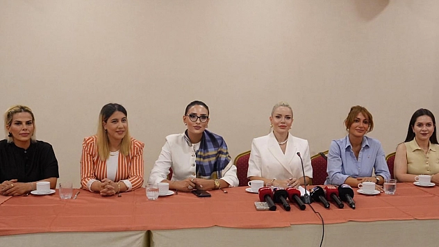 Elazığ'da kadınlar için tarihi buluşma: 'Zirvede Kadın Var!'