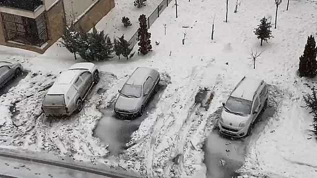 Elazığ'da kar geri döndü: Yağış aralıklarla sürüyor