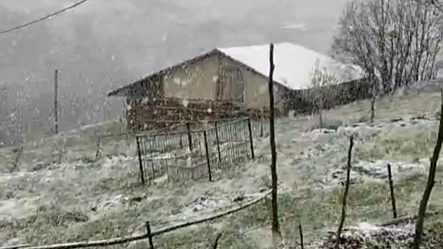 Elazığ'da kar yağışı etkisini sürdürüyor