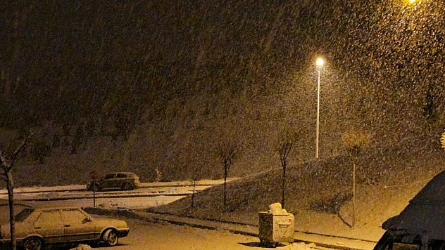 Elazığ'da kar yağışı yeniden başladı
