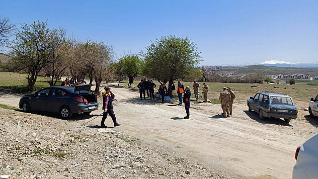 Elazığ'da kaybolan 65 yaşındaki adamı arama çalışmaları sürüyor