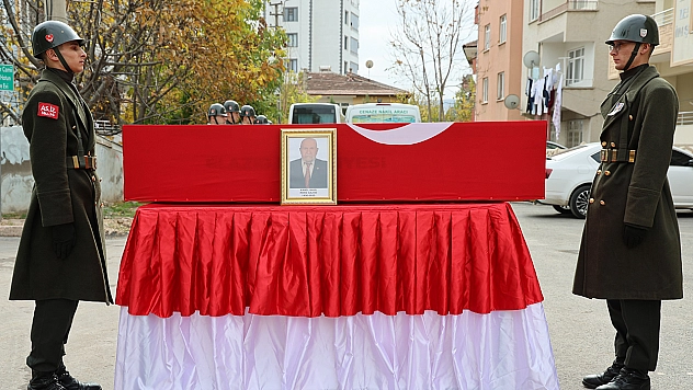 Elazığ'da Kore gazisi Kamil Kaya son yolculuğuna uğurlandı