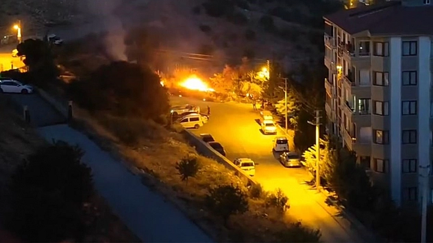 Elazığ'da korkutan yangın!