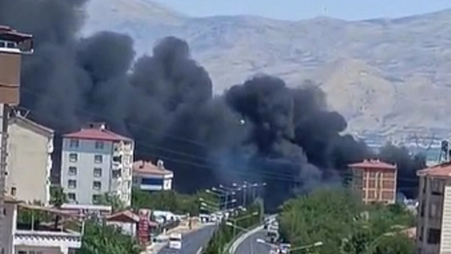 Elazığ'da korkutan yangın!
