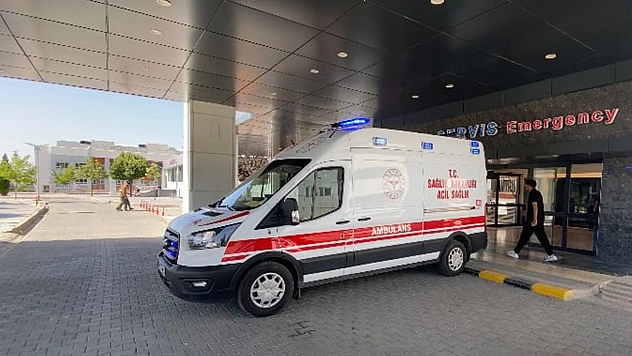 Elazığ'da Kurban Kesme Maceraları! 27 Kişi Hastanelik Oldu