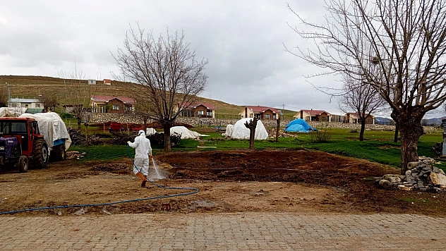 Elazığ'da larva ile mücadele sürüyor