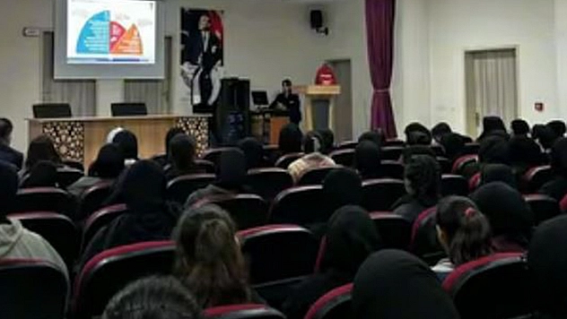 Elazığ'da Liseli Öğrencilere Afet Farkındalık Eğitimi verildi