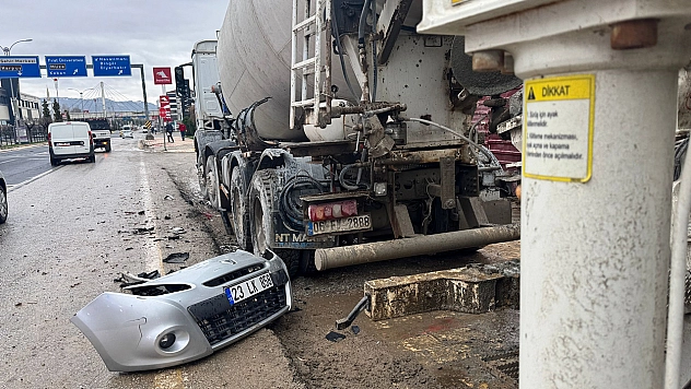 Elazığ'da maddi hasarlı kaza