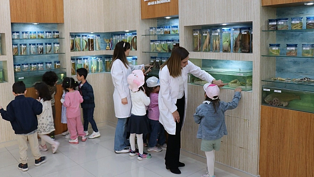 Elazığ'da minik öğrenciler Balık Müzesi'ni gezdi