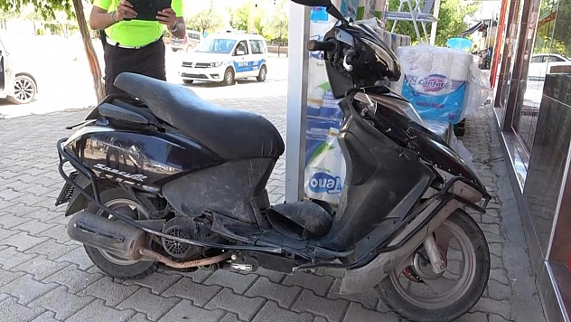 Elazığ'da Motosiklet ile Otomobil Çarpıştı