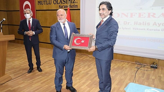 Elazığ'da 'Nebevi Davet' Konulu Konferans