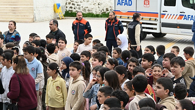 Elazığ'da öğrencilere afet bilinci aşılandı