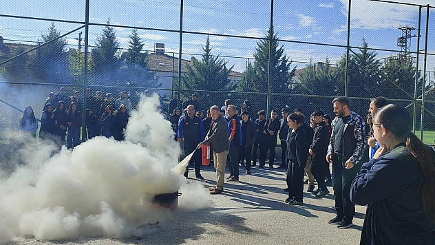 Elazığ'da öğrencilere yangın eğitimi